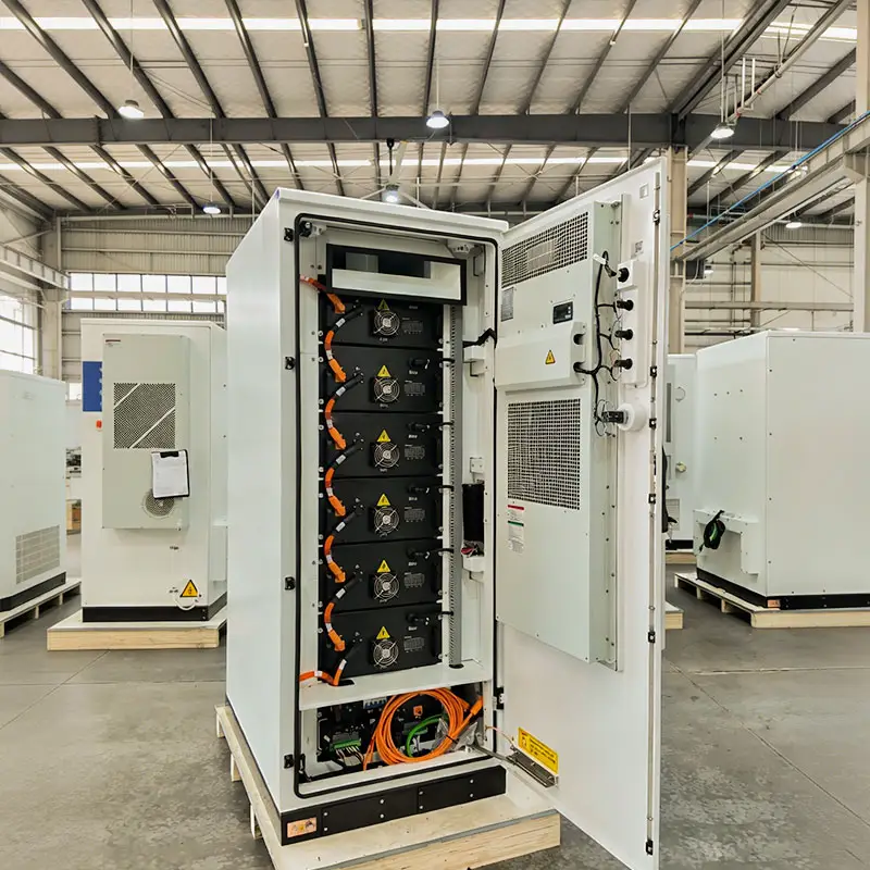 internal battery system design of 100kWh hybrid ESS cabinet with BMS and air cooling for small-scale solar energy storage applications